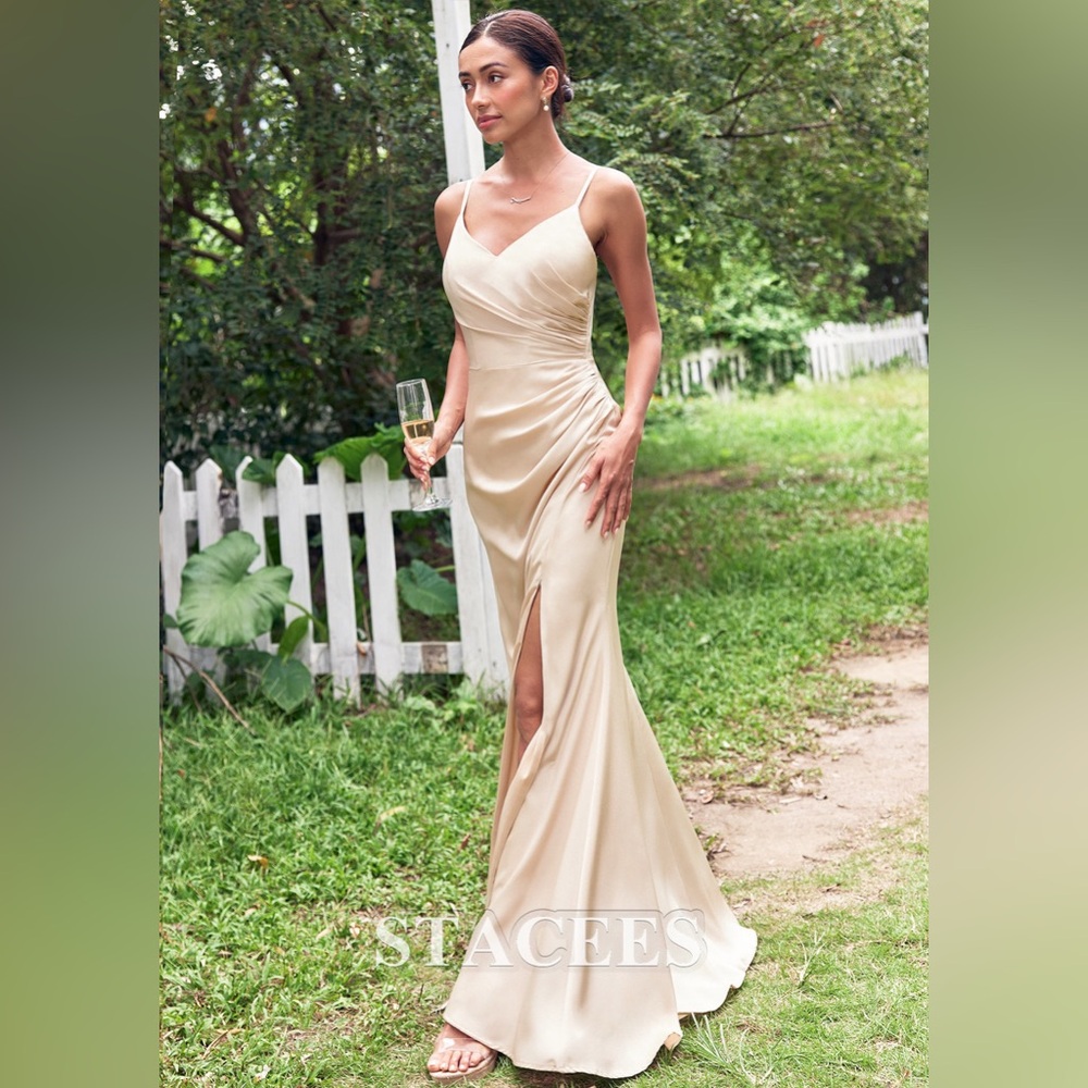 STACEES Sheath/Column V Neck Sleeveless Floor-Length Satin Bridesmaid Dress